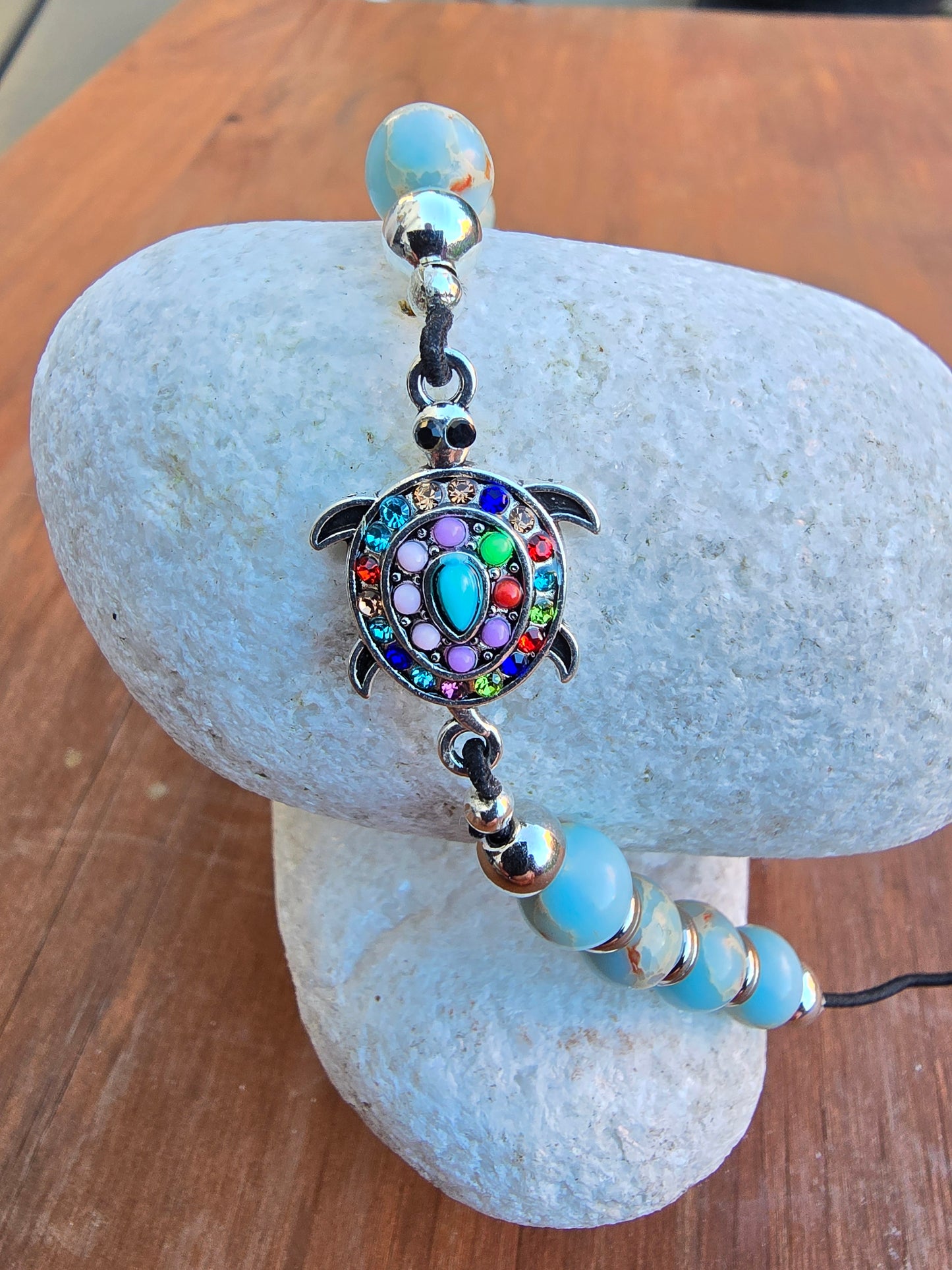 Sea Turtle Elastic Bookmark - Beaded charm page holder for Books, Diaries and Journals